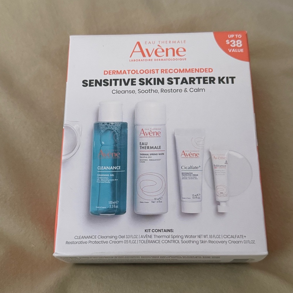 Avène Sensitive Skin Starter Kit Cleanance Cicalfate Eau Thermale NEW